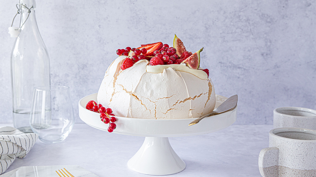 Recipe-Pavlova-ProBaker-web.jpg